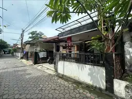 Rumah Induk dan Kost Area Tamansiswa Jogja Dekat Kampus UAD &Malioboro