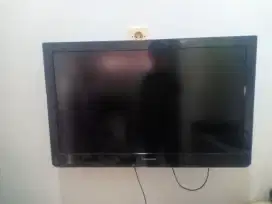 TV LCD panasonic 32