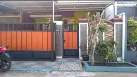 Dijual rumah bangunan baru renovasi di villa Casablanca, sawangan
