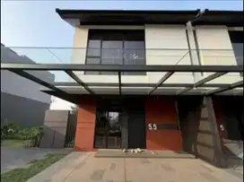 LIPPO CENTRAL LUAS 148m² RUMAH ASRI 2 LANTAI SUDUT