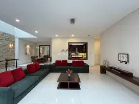 Villa di Komplek Cemara Asri