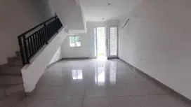 Disewakan Rumah Amanda 8 Standart Summarecon Bandung