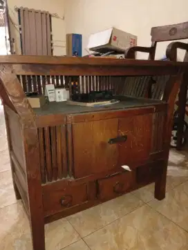 Meja TV Kayu Jati