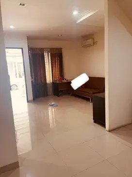 di jual cepat rumah casajardin, cengkareng
