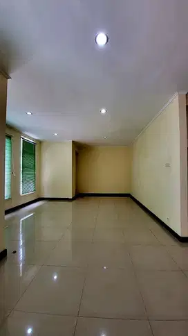 Dijual rumsh di Mertilang sektor 9 Bintaro Jaya TangSel