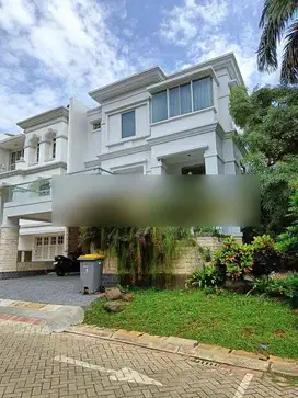 Rumah Pantai Indah Kapuk 3 Lantai SHM Utara
