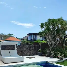 Luas Tanah 1600 m2, Ada Kolam Renang, Villa di Tabanan, Bali