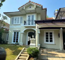 Rumah di Taman Provence BSD City lingkungan nyaman