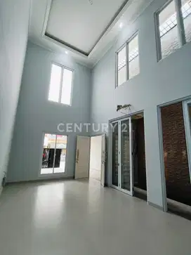 Rumah 2 Lantai Lokasi Strategis Di Pulomas S7646