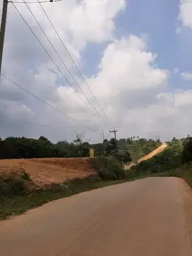 LAHAM SIAP BANGUN DI JL.TRANS KM 8 TEMBUS MANGGAR DAN KM 13