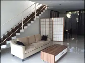 Dijual cepat murah BU rumah strategis di Lebak Bulus Jakarta Selatan