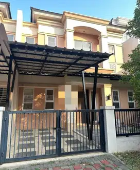 DISEWAKAN RUMAH 2 LANTAI DI SAVIA PARK BSD TANGERANG