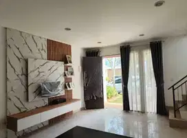 DISEWAKAN Rumah PIK2 uk 6X15 SEMI FURNISHED HARGA 125JUTA pertahun