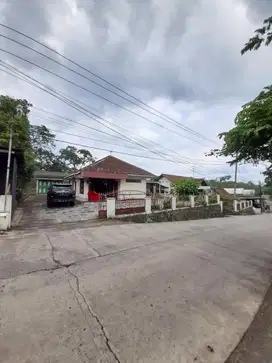 Dijual Cepat Tanah Kavling dan Bangunan Di Bawen