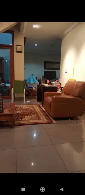 dijual rumah mewah di Cibubur Jakarta timur