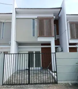 Disewakan rumah regency one Karang Asem, Surabaya timur