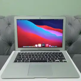 Apple MacBook Air 13 Inch 2015  Ram 8GB SSD 128GB - Silver Fullset