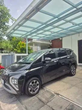 Hyundai Stargazer 2022 Automatic km low 10.000 beli dr baru pajak ON