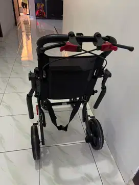 Kursi Kesehatan Travel