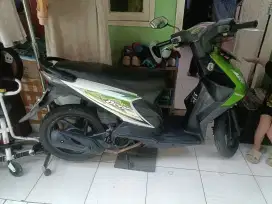 Dijual Beat Tahun 2012