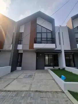 Di Jual Rumah 2 Lantai 65 / 77 Modern Mantap