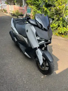 Yamaha XMAX 250 2023 conected