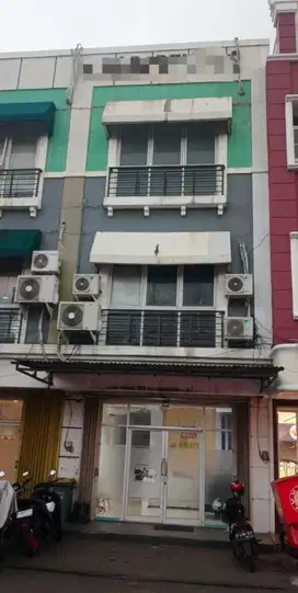 RUKO 3 LANTAI JL RAWA JATI INDAH PEJATEN TIMUR JAKARTA SELATAN