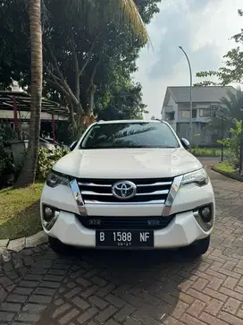 Fortuner VRZ Tahun 2017 Diesel AT Putih Cruise Control