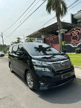 Toyota Vellfire 2011 AT Murah Istimewa Terawat sekali