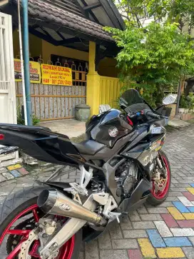 Dijual cepat motor CBR 250 buc Sidoarjo