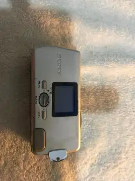 Kamera pocket baterai