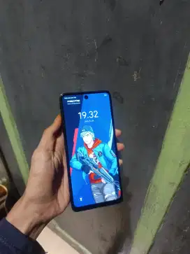 Tecno pova 5 pro 5g 8/256