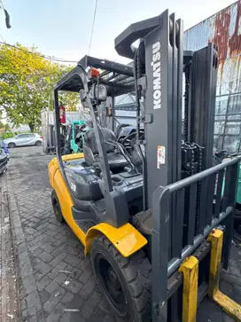 DIJUAL KOMATSU 3 TON MAST TRILIFT LANGSUNG PEMILIK