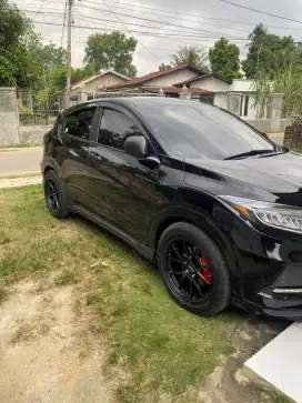 Honda HR-V prestige special edition 1.8 2016