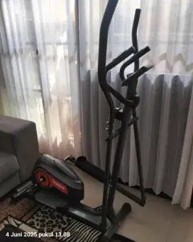 Alat olahraga merek kinetic asli