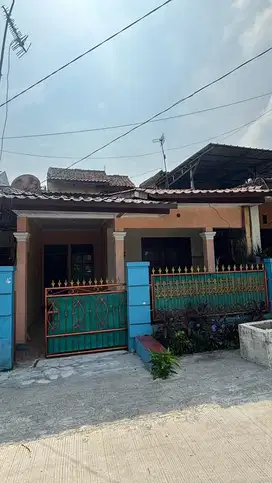 DIKONTRAKAN RUMAH PERUMNAS BUMI TELUK JAMBE KARAWANG BLOK T67