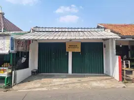 Disewakan Ruko Kios di Jalan Caringin Depok