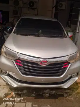 Daihatsu Xenia R MT 2016