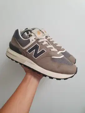 New Balance 574 Legacy Size 42 (26.5 cm)
