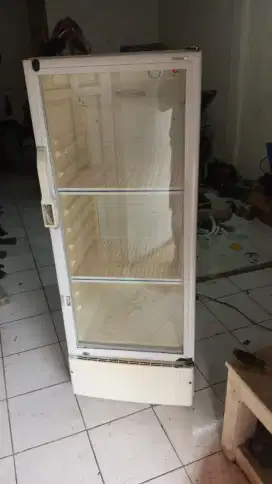 Shofcase sharp normal