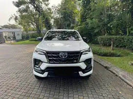 Fortuner 2.8 GR sport 2022 akhir Diesel gress 2023