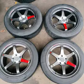 Rays te37 ring 18x8,5 pcd 5x114,3 ET 38 ban 225/50 R18 4pcs