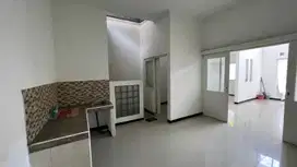 MURAH RUMAH GRAND SEMANGGI SURABAYA AREA NYAMAN RON.A1755