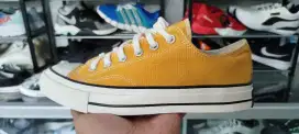 Sepatu Second Converse