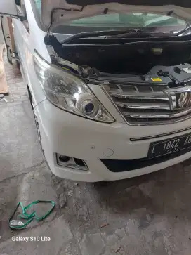 di jual toyota alphard putih g atpm
