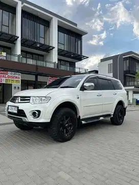 Pajero Dakar 2.5 Solar 2015 - Automatic - Mitsubishi Pajero Dakar