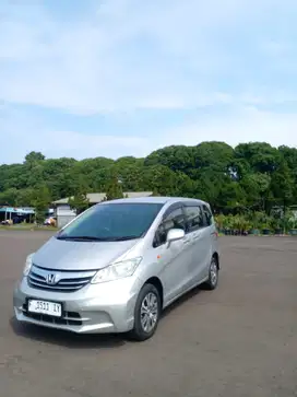 Honda Freed 2012 Bensin
