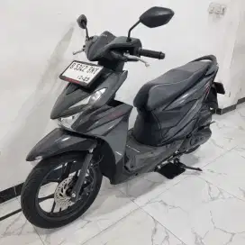 Honda New Beat Deluxe 110 2024 / 2025 bln 12 B DKI Gress bisa kredit