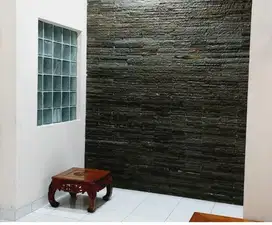 Rumah Bagus 2 Lantai Semi Furnished di Taman Surya Jakarta Barat