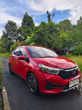Dijual Honda Brio E manual